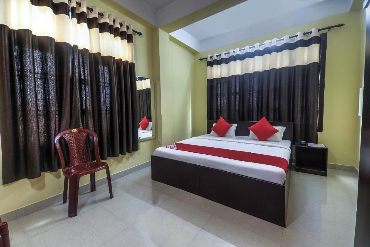 Oyo 13927 Green View Guest House Dispur Exterior photo