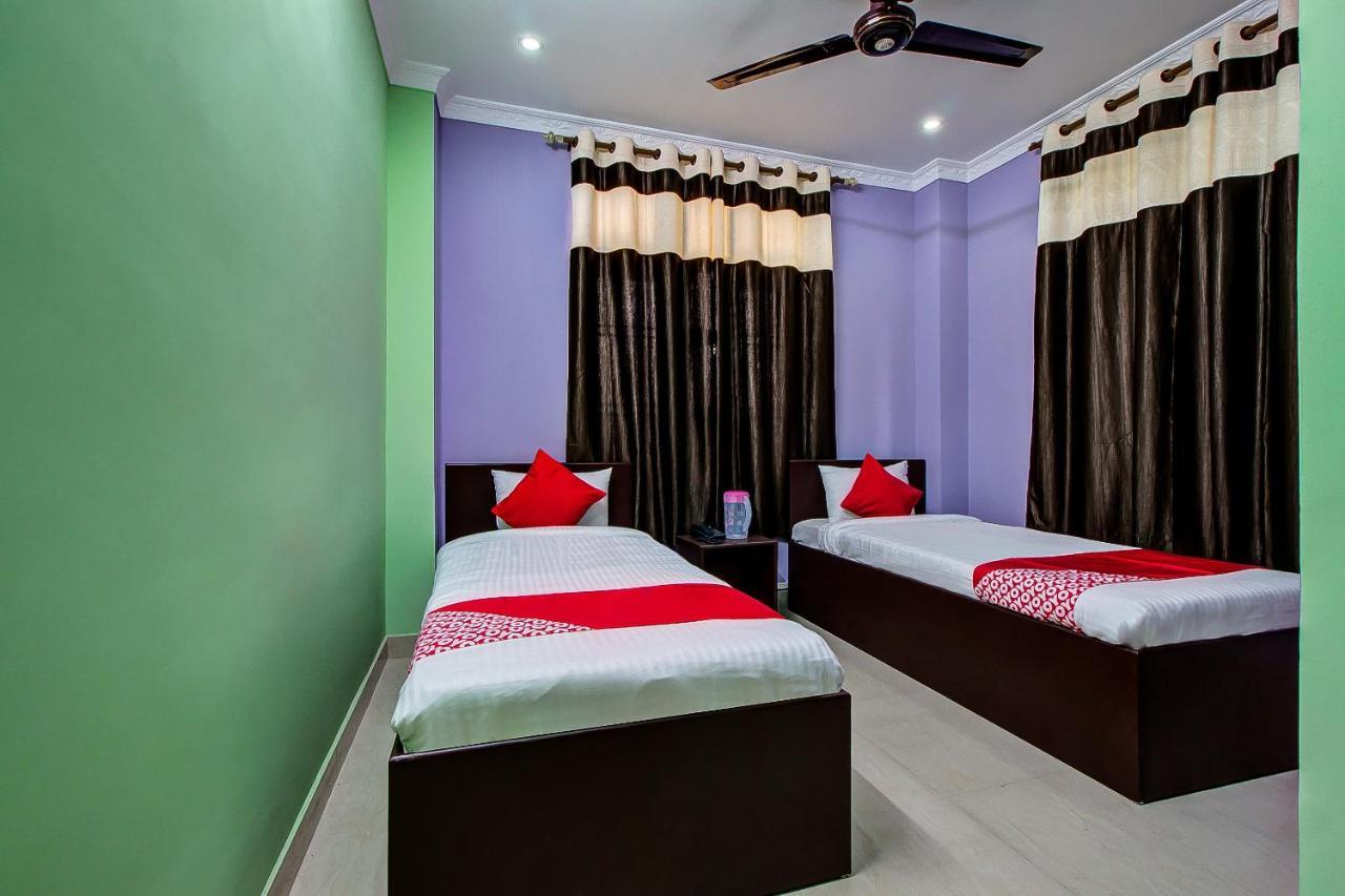 Oyo 13927 Green View Guest House Dispur Exterior photo